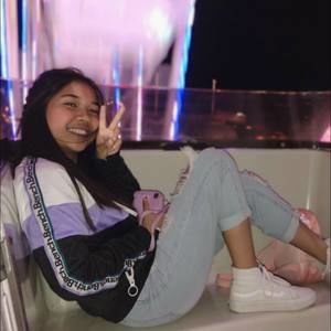 Meet your Posher, Wycess